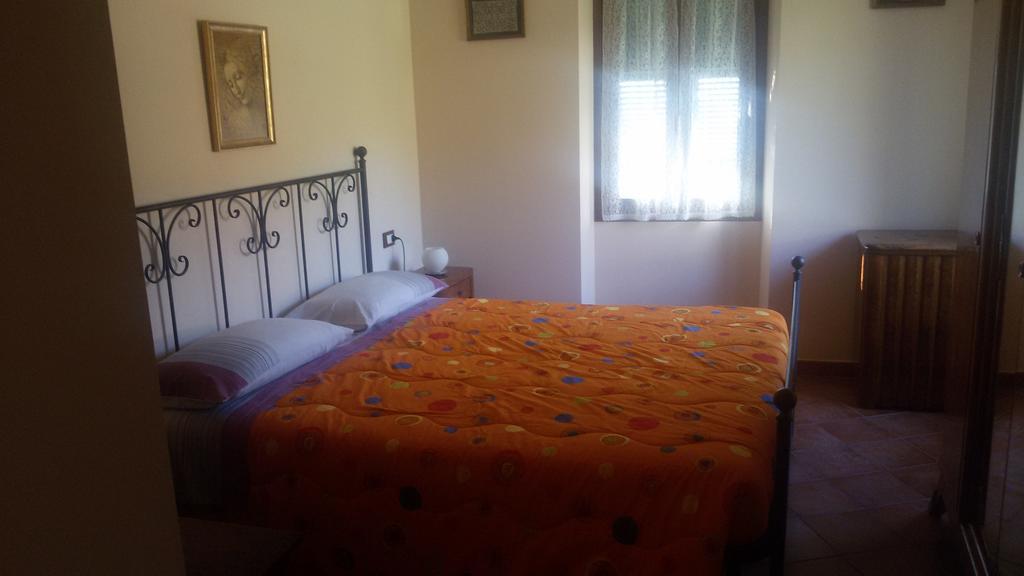 Hotel Locanda Dei Boi Ventimiglia Habitación foto